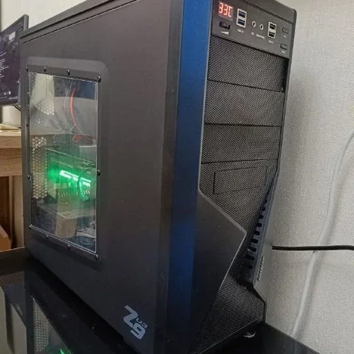 Игровой компьютер, монитор Dell