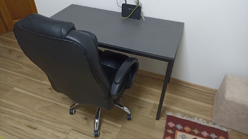 Стол и офисный стул из домино комплект 3