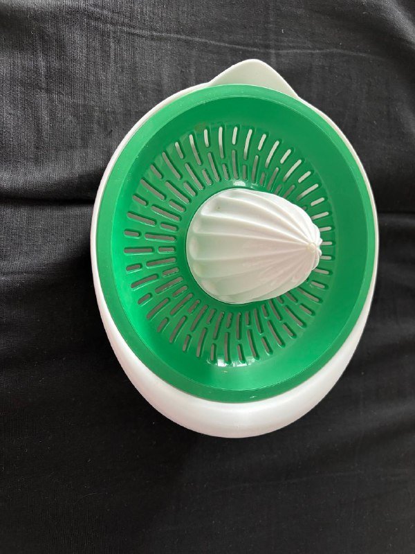 держатель для полотенец, набор ложек, соковыжималка, удалитель мозолей, спортивный чехол, газовый амортизатор 3