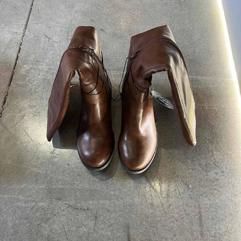 Женские коричневые сапоги 3