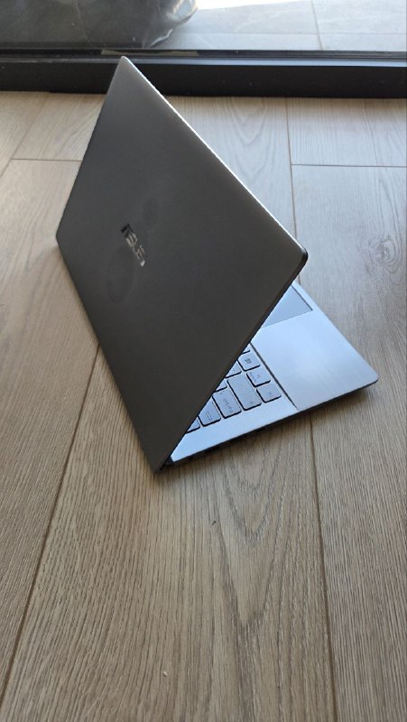 Ноутбук ASUS ZenBook 14 UX434IQ ультрабук 3