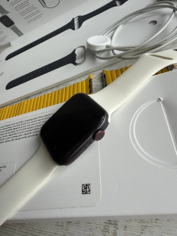 Apple Watch SE 44mm 9
