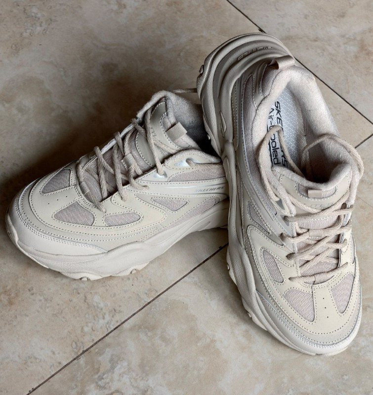 Кроссовки Skechers унисекс размер 42 eur