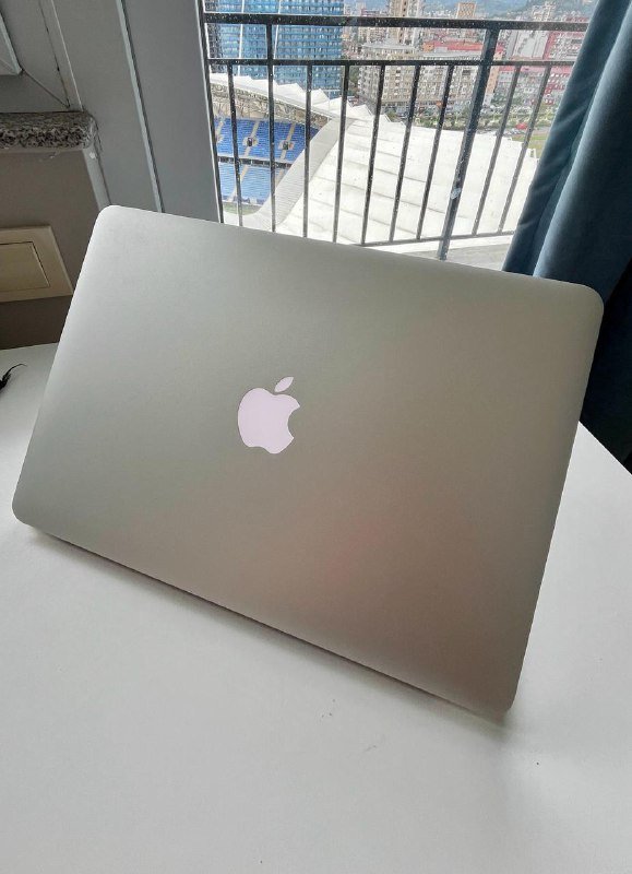 MacBook Air 13" 2017 i5, RAM 8 ГБ, SSD 128 2