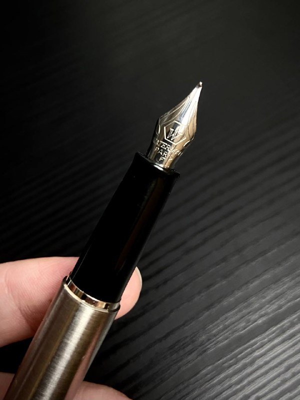 Перьевая ручка Waterman Hemisphere 4