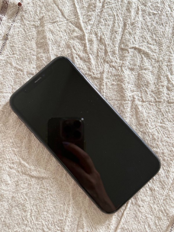 iPhone 11 2