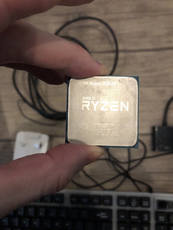 процессор Ryzen 5 2600, HDMI-VGA переходник 2
