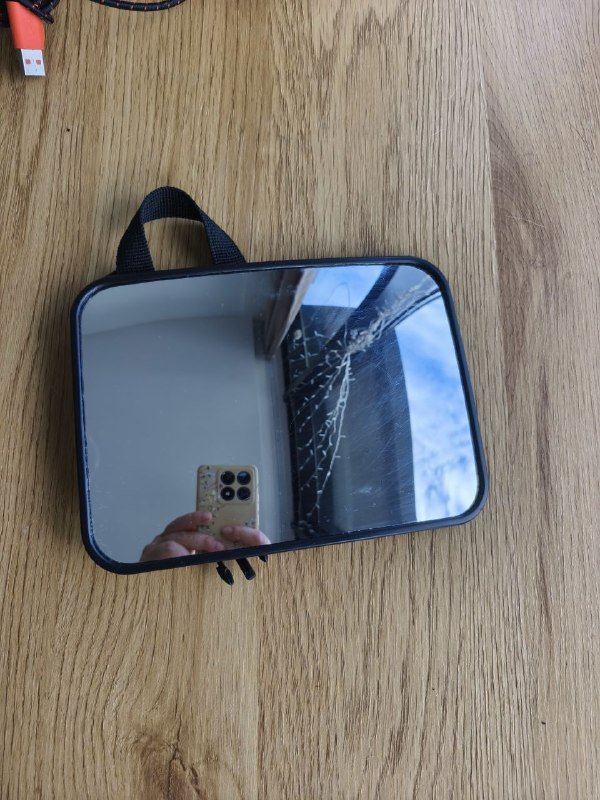 Зеркало в машину для контроля ребенка 2