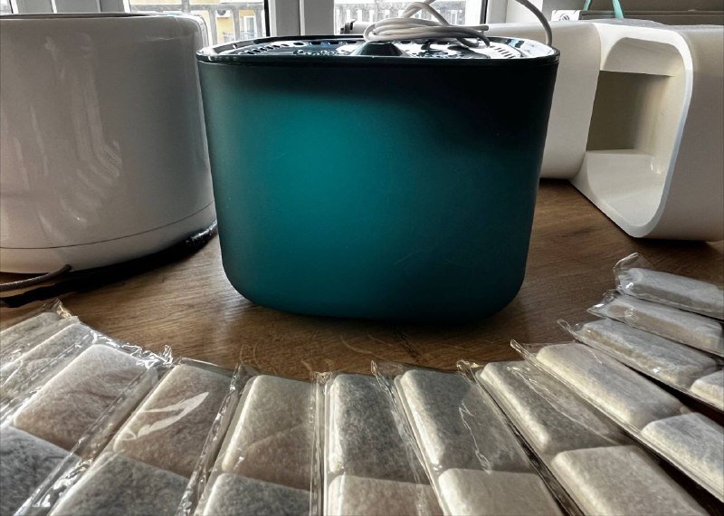 Поилка для котов с кормушкой и фильтрами