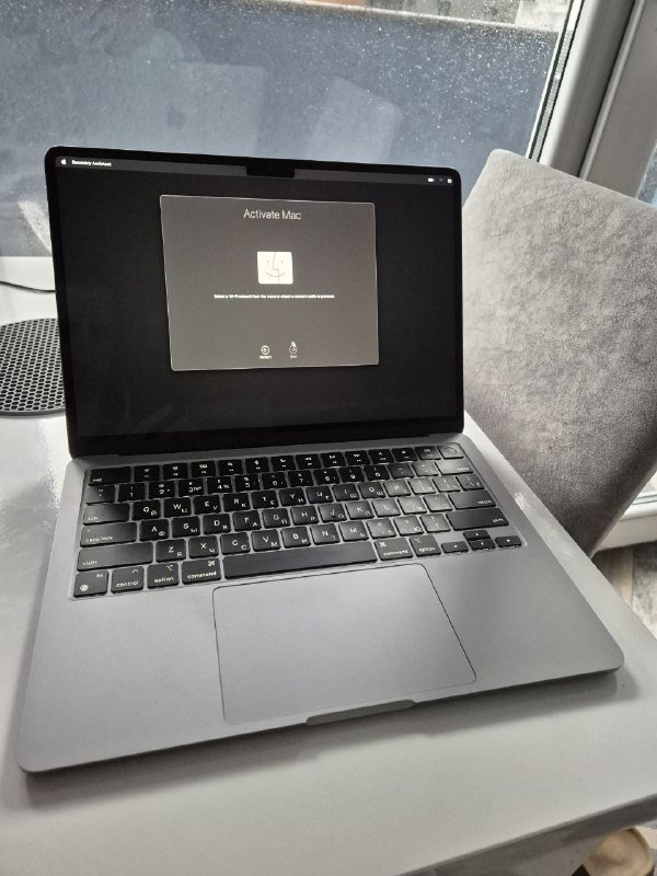 MacBook Air 13" M2 8/512 Space Gray 2