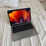 MacBook Pro 2017 250 ГБ 2