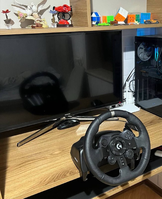 Телевизор Samsung 32 дюйма 3D режим 60-120 герц