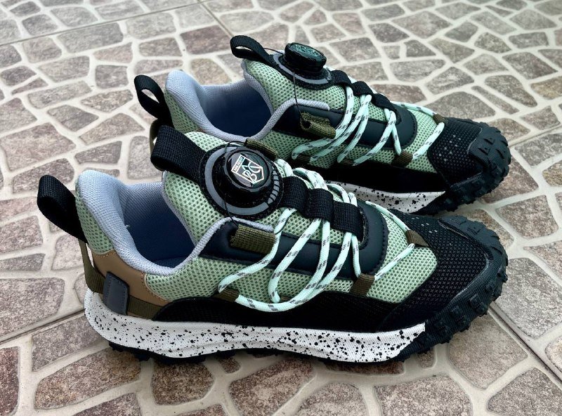 Кроссовки размер 38 новые