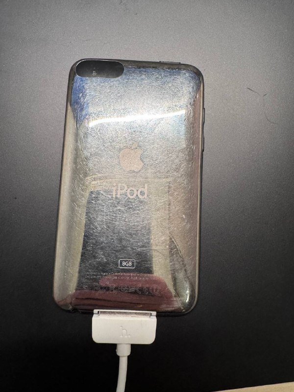 iPod Touch 2-го поколения 8 GB 2