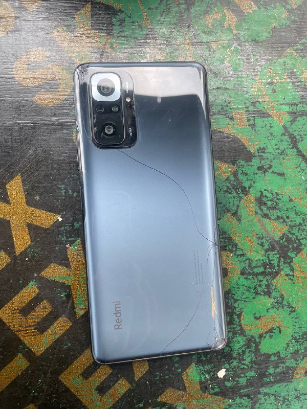 Телефон Redmi Note 10