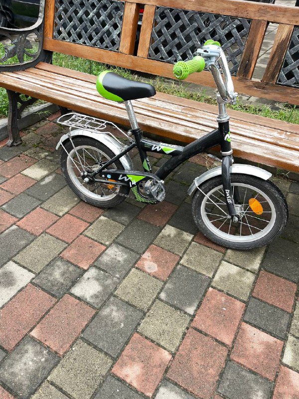 Детский велосипед 14 с дополнительными колесами 4