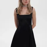Платье из атласа 3