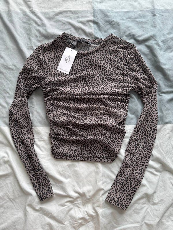 Облегающий лонгслив-сетка с леопардовым принтом, Лёгкая блуза с леопардовым принтом