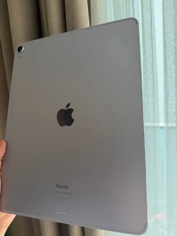 Apple iPad Air 13 M2 256 ГБ 1