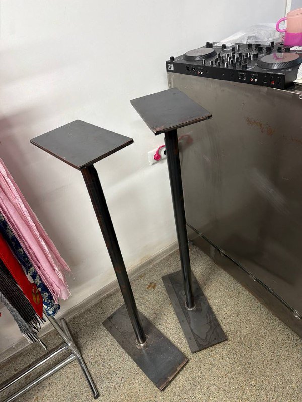 Металлические стойки для колонок, скамейки, лавка, табурет