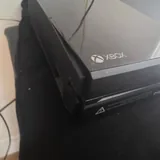 Xbox One с играми и оригинальным джойстиком 1