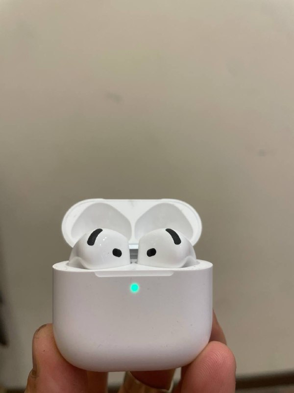 Apple AirPods 4 Generation беспроводные наушники с шумоподавлением