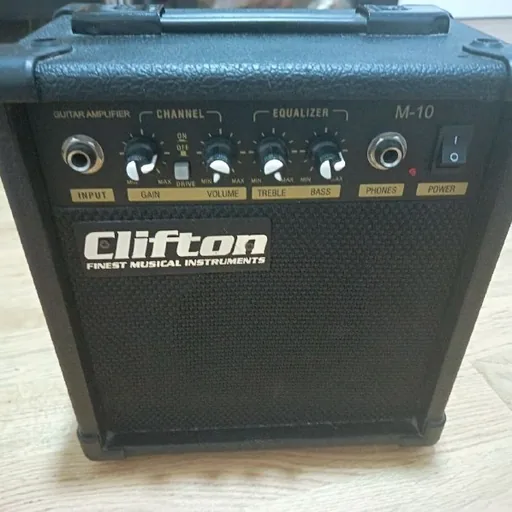 Clifton M-10 guitar amplifier