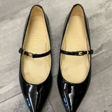 Сумка Guess, балетки, туфли мюли, платье, дверь для кота, стулья, БАДы 2