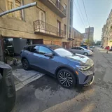 Volkswagen ID4 AWD PRO 8