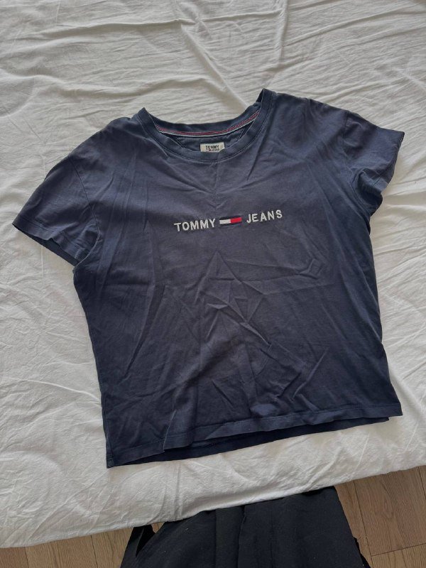Tommy Hilfiger женская футболка размер М