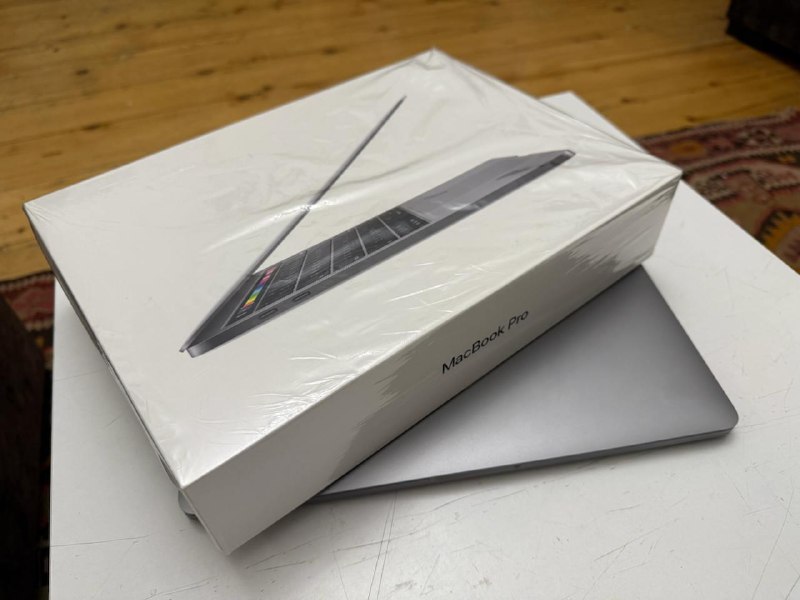 MacBook Pro A1989, 13-inch, 2019, Space Gray 6