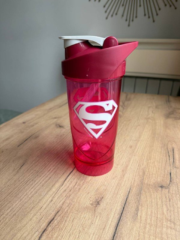 Шейкер 700 мл для протеиновых коктейлей