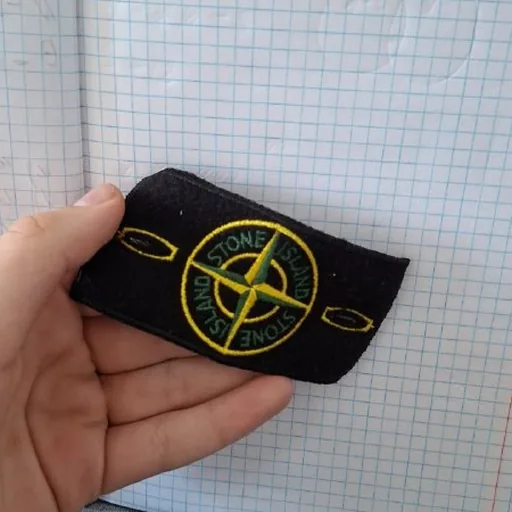 Stone Island-ის პაჩი