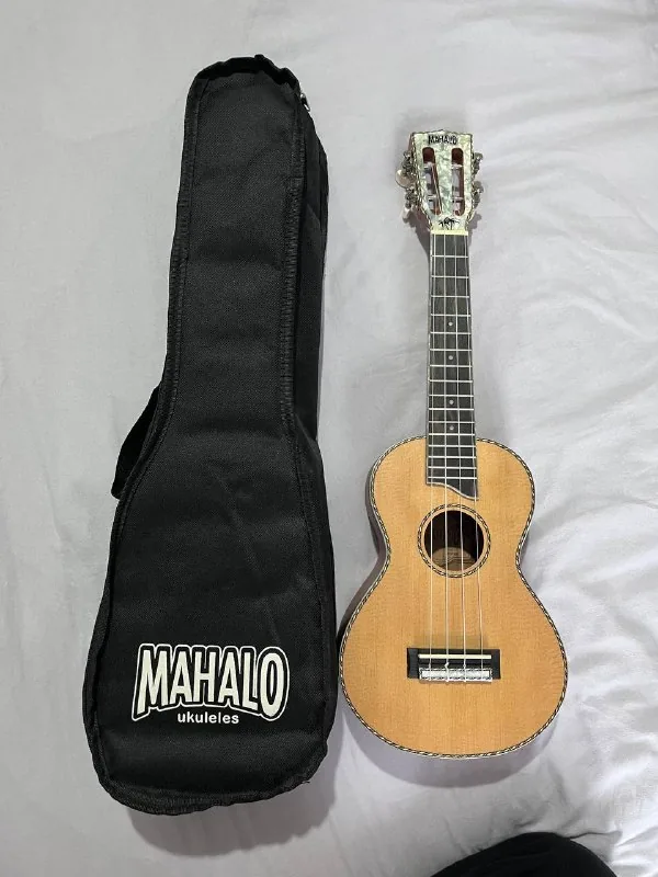 Укулеле MAHALO MP2 с чехлом 1