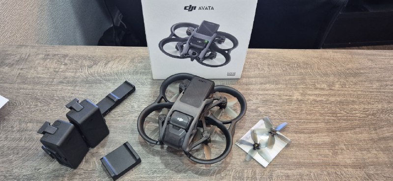 Дрон DJI Avata с аккумуляторами и запасными пропеллерами 2