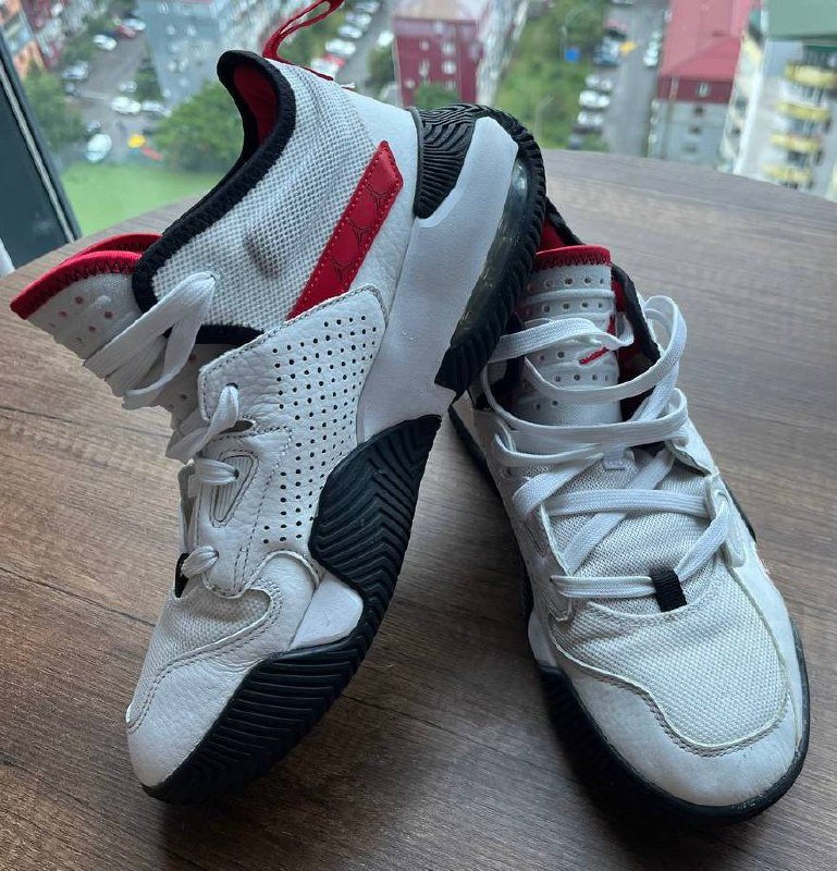 Кроссовки Jordan оригинал 42 размер 2