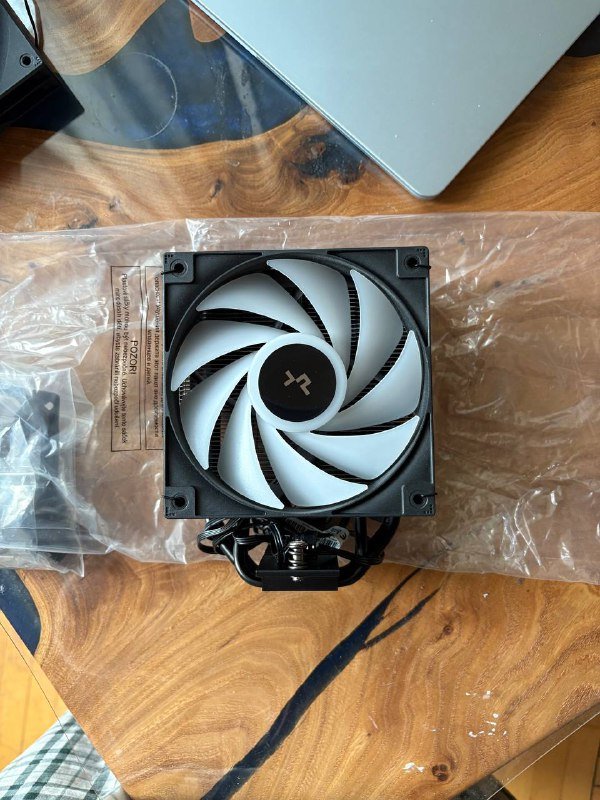 Кулер для процессора Deepcool AG400 BK ARGB V2 + вентилятор