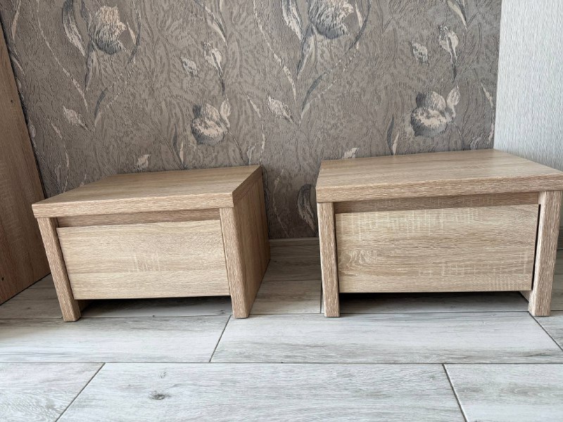 Кровать, 2 прикроватные тумбочки 3