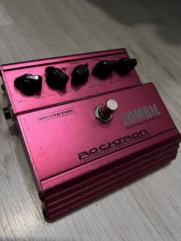 Rocktron Zombie Rectified Distortion педаль, чехлы для гитар, стойка