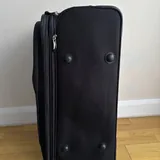 Черный тканевый чемодан L 4