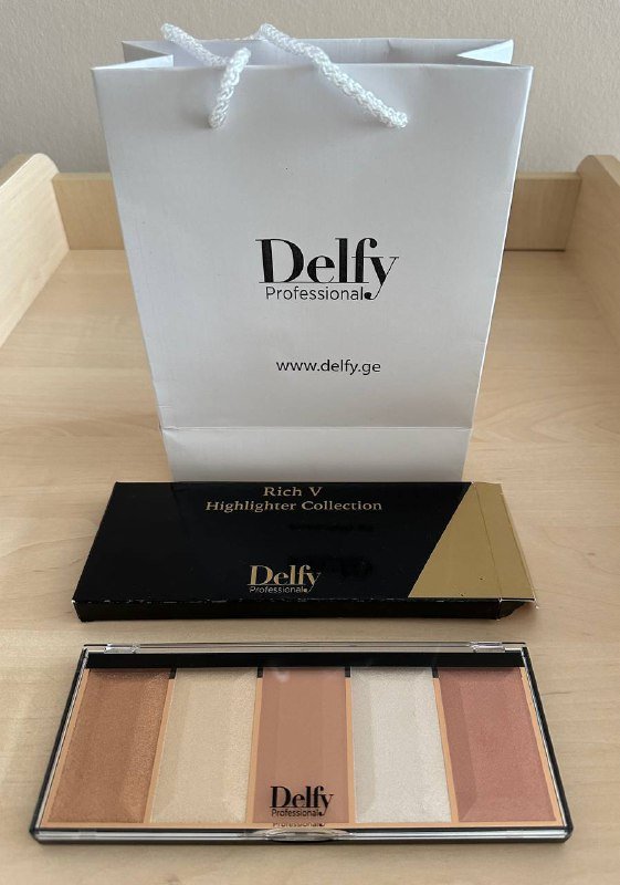 Палетка хайлайтер Delfy