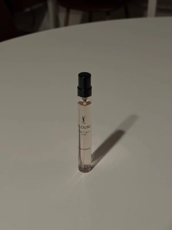 Духи YSL Blouse, мист Kylie Cosmetics, парфюм для волос Gisou 1