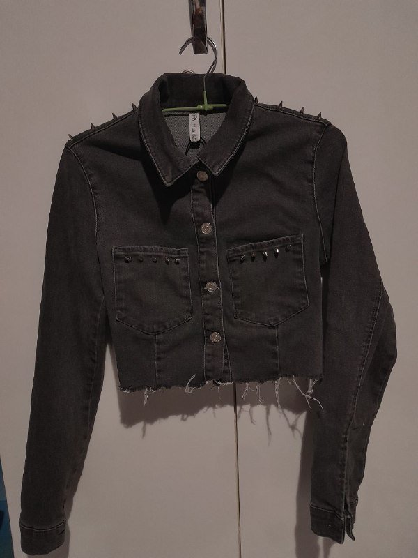 Джинсовая куртка с черепом, размер S