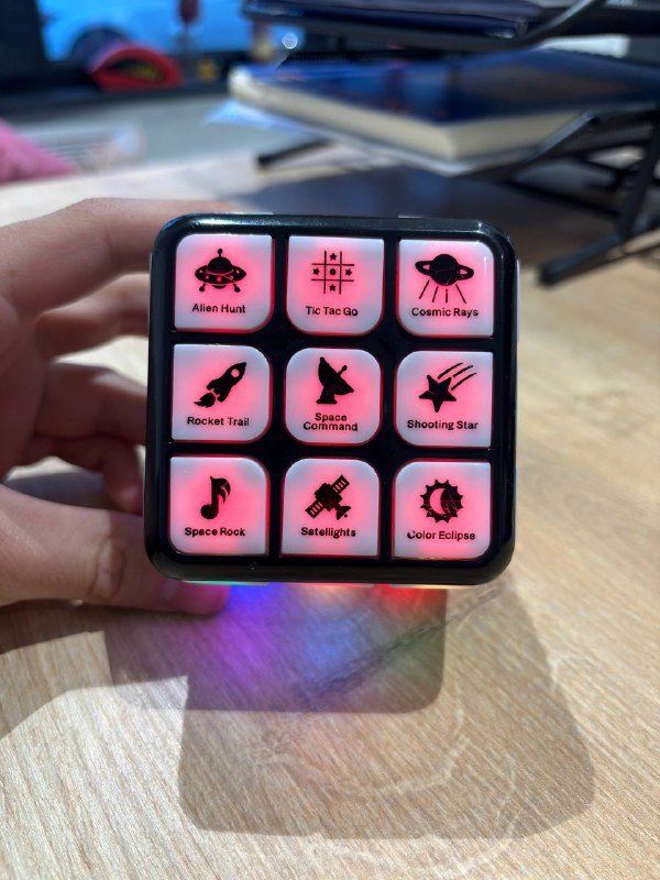 Кубик Рубика с играми и звуками