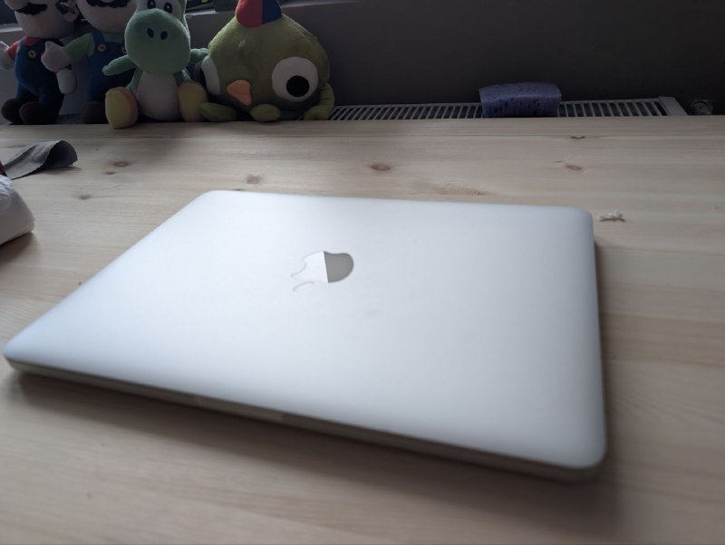 MacBook Pro, MacBook Air, Acer Aspire ноутбуки