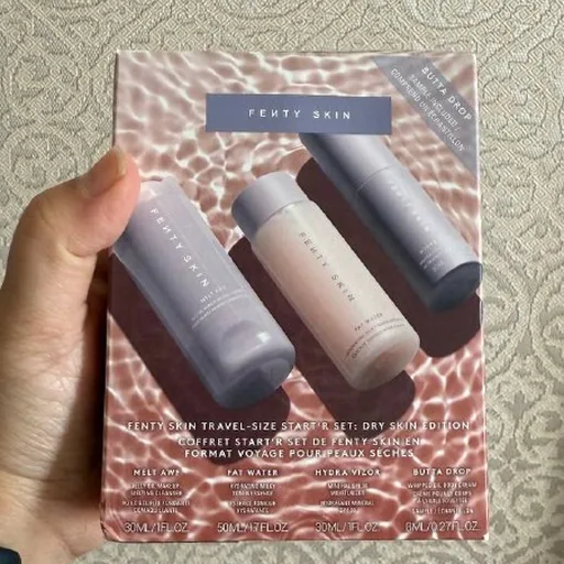Набор Fenty Beauty, молочко, умывашка