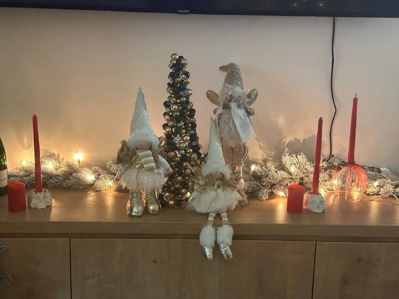 Стеллаж стеклянный 3