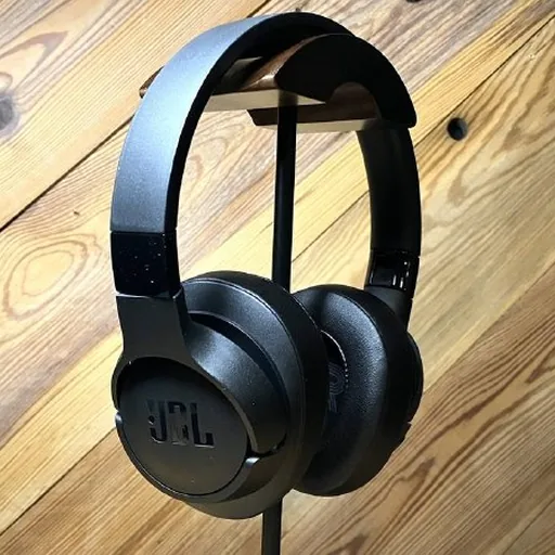 JBL Tune 770NC наушники