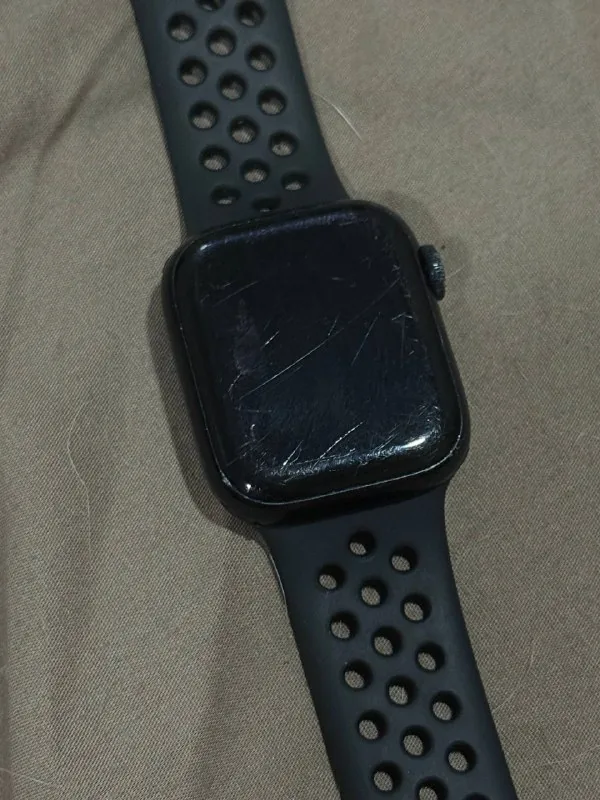 Apple Watch 7 1
