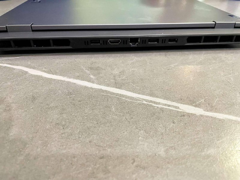 Lenovo gaming laptop for sale, used a few months 7